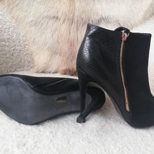 Voi & Noi high-heeled ankle boots used, size 39, black