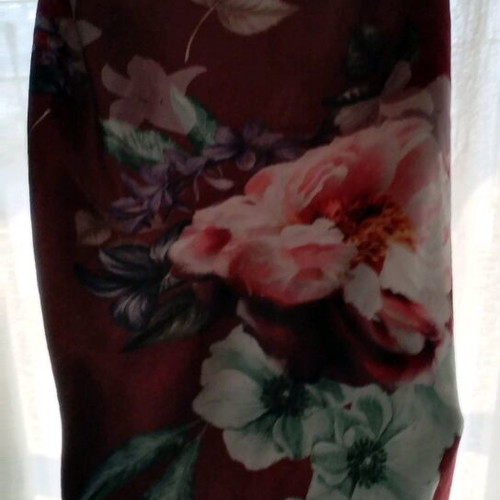 Floral mini dress like new, velour, evening with open back