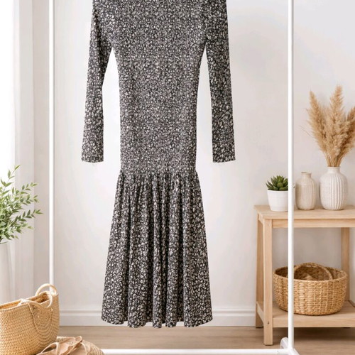 Mango long dress like new, black with white floral pattern, size S