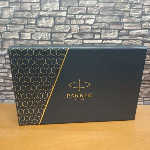 Parker Set Pen and Pen New Black Matte with Gold Details
