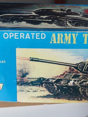 Vintage Battery Operated Army Tank M-359 by Lyra like new