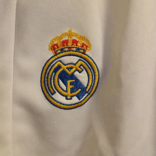 Real Madrid boys' shorts used, white, size S
