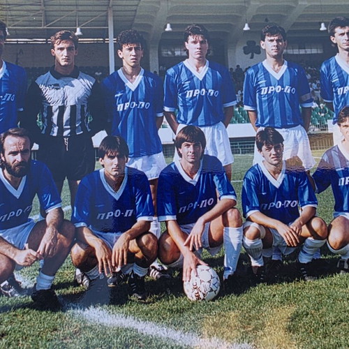 Football team photo of Giannitsa from the 90s like new