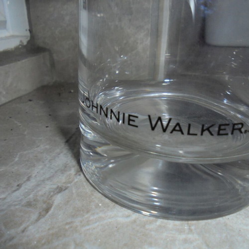 Johnnie Walker whisky collectible glasses new, set of 2