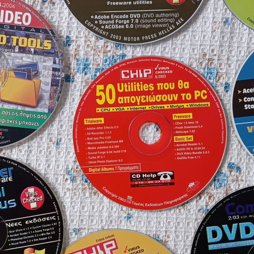 Computer Gia Olous 26 CD-DVD software and games used