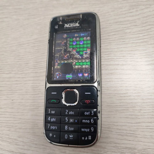 Nokia C2-01 Vintage Retro Button Phone new, black