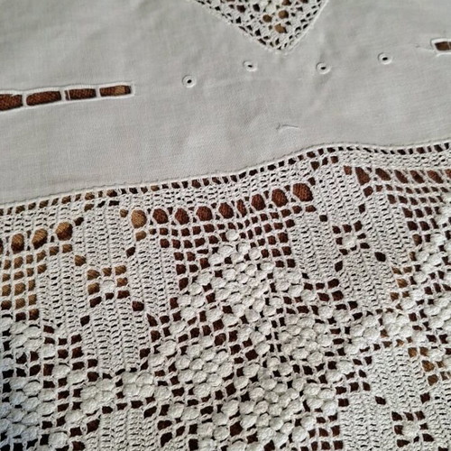 Tablecloth new 140×140