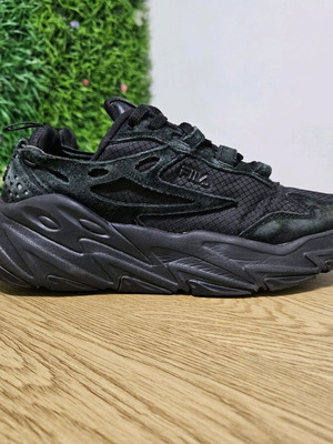 Fila RT Evo sports shoes used, size 38, black