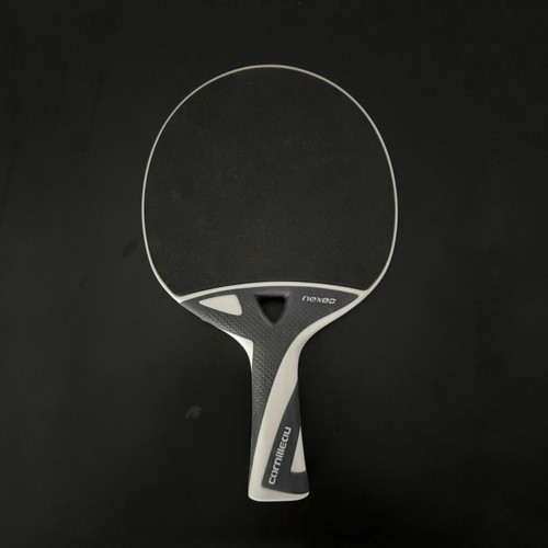 Cornilleau Nexeo X70 ping pong paddle like new, outdoor
