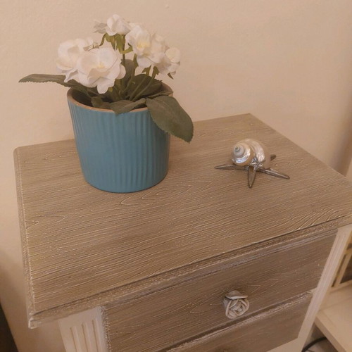 Inart nightstand like new