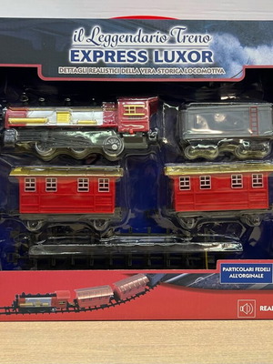 Train with tracks new