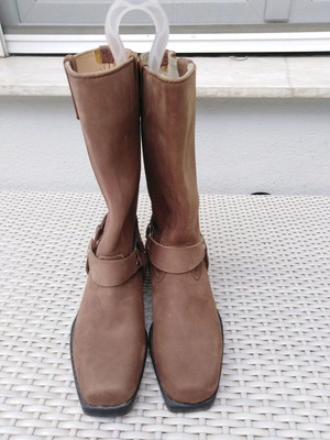 Women's cowboy boots new, size 37, beige brown