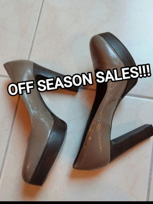 Wall Street pumps taupe leather, size 40