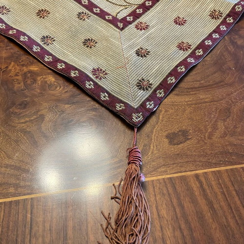 Decorative tablecloth used 125x125cm