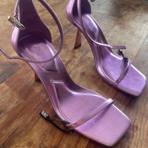 Zara pink sandals size 37 new