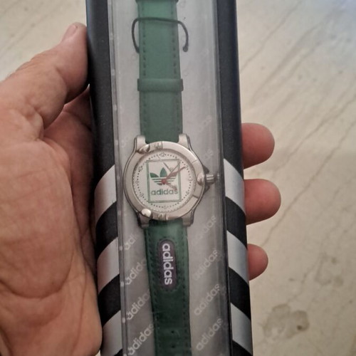 Adidas ρολόι unisex σαν καινούργιο, πράσινο και ασημί