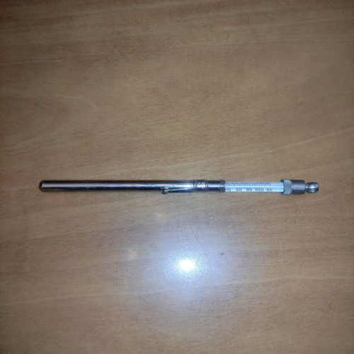 Vintage veterinary thermometer like new, made in USA