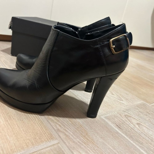 Tamaris Black Ankle Boots Used Size 38