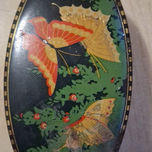 Metal candy box 1920-1940