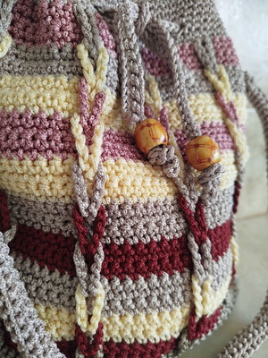Handmade knitted women's shoulder bag new