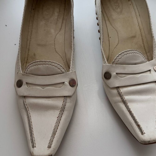 Tod’s leather women’s white pumps used, anatomical with thick heel
