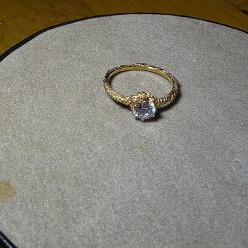 Monopetro ring like new, gold plated FO