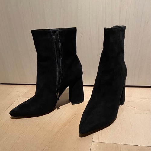 Exe black suede boots with zipper like new, size 39