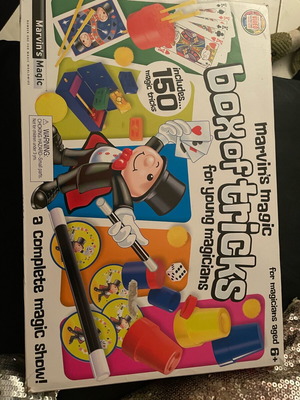 Marvin’s Magic Box of tricks like new, 150 magic tricks for ages 6+