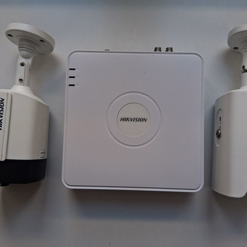 Hikvision 4-Channel DVR Set with 2 HD 720p Outdoor Cameras used