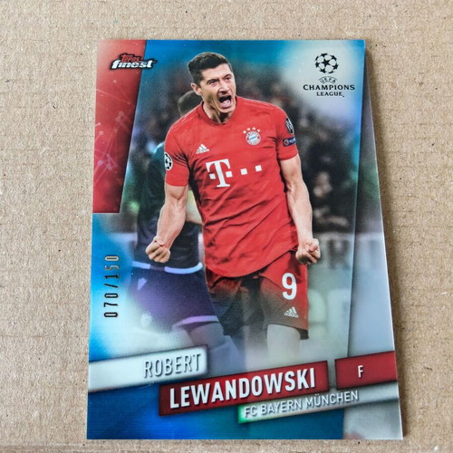 Robert Lewandowski Bayern Munich 2019-20 Topps Finest UCL Blue Refractor like new No. 58