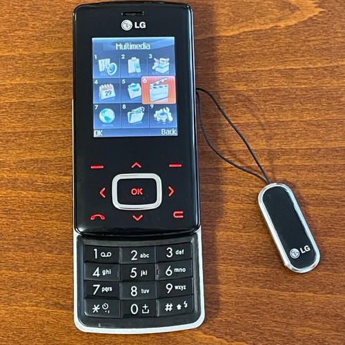 LG KG800 phone used, touch buttons, missing battery clip