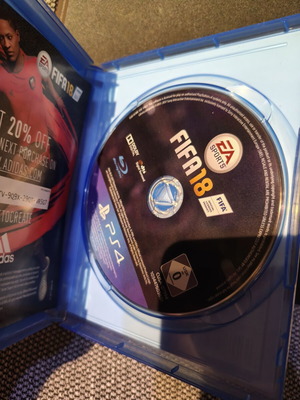 FIFA 18 PS4 game