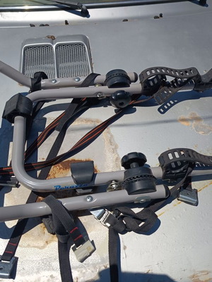 Peruzzo car bike rack for 3 bikes, aluminum