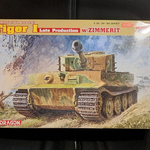 1/35 German Heavy Tank WWII Tiger I Late Production with zimmerit Dragon Models 6383 new
