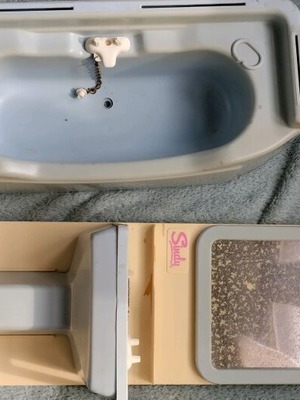 Sindy vintage bathroom set for 1:6 dolls used