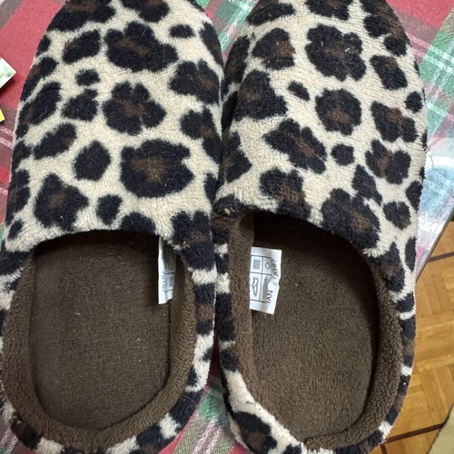 Slippers size 37 new