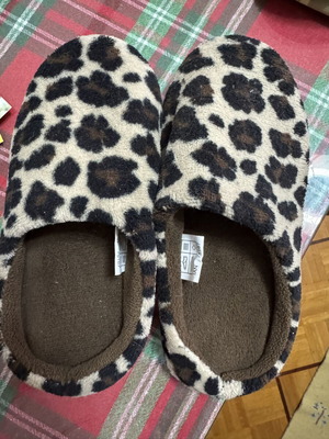 Slippers size 37 new