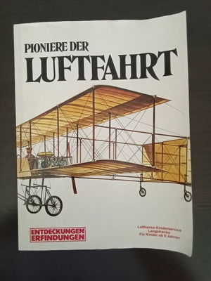 Pioneers of Aviation children's educational book in German like new