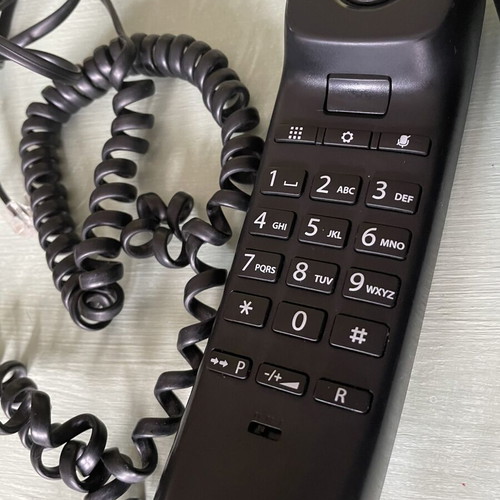 Gigaset DA210 corded phone used, black