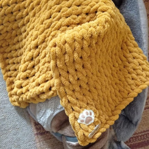 Handmade pet blanket with Alize Puffy yarn, mustard color, made to order