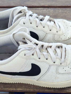 Nike Air Force 1 sneakers size 36 used, white and black