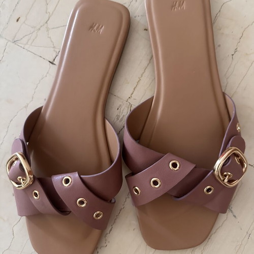 H&M flat sandals size 40, dusty pink
