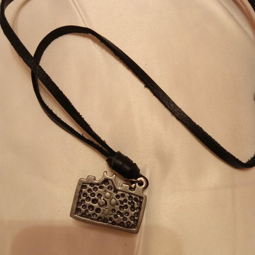 Unisex necklaces new with leather straps, set of 2