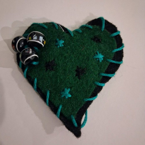 Felt brooch handmade, new, black and green