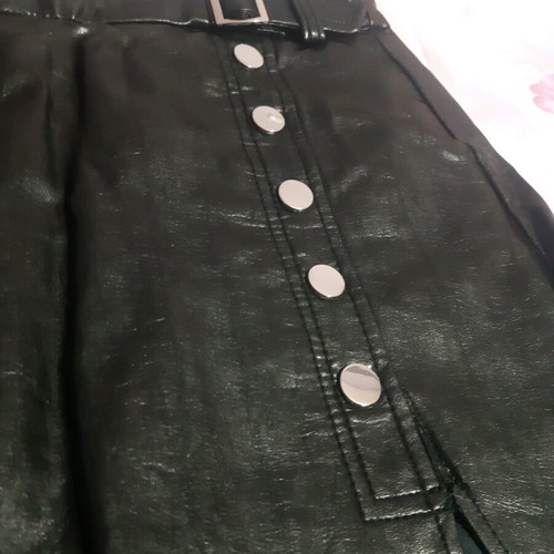 Bershka leather skirt like new, short black with silver buckle
