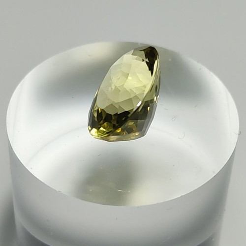 Heliodor 7.60 carats new, oval cut, certified