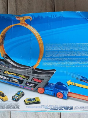 Mattel Hot Wheels νταλίκα πίστα Stunt & Go, σφραγισμένο