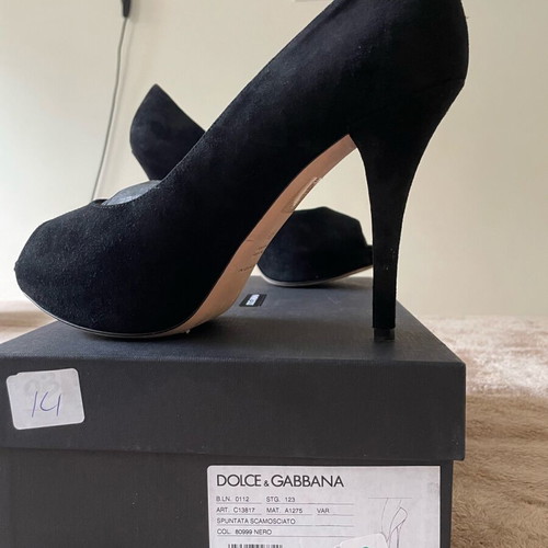 Dolce & Gabbana Suede Leather Heels Like New, Size 39, Black