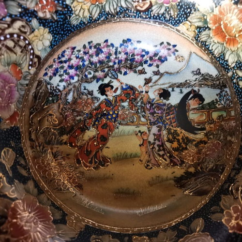 Satsuma handmade in excellent condition