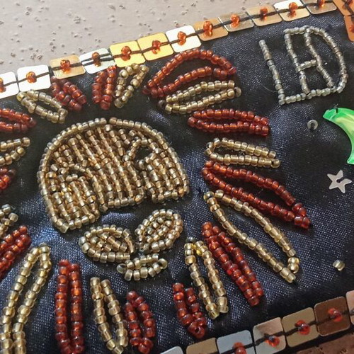 Beaded Wallet Leo zodiac like new